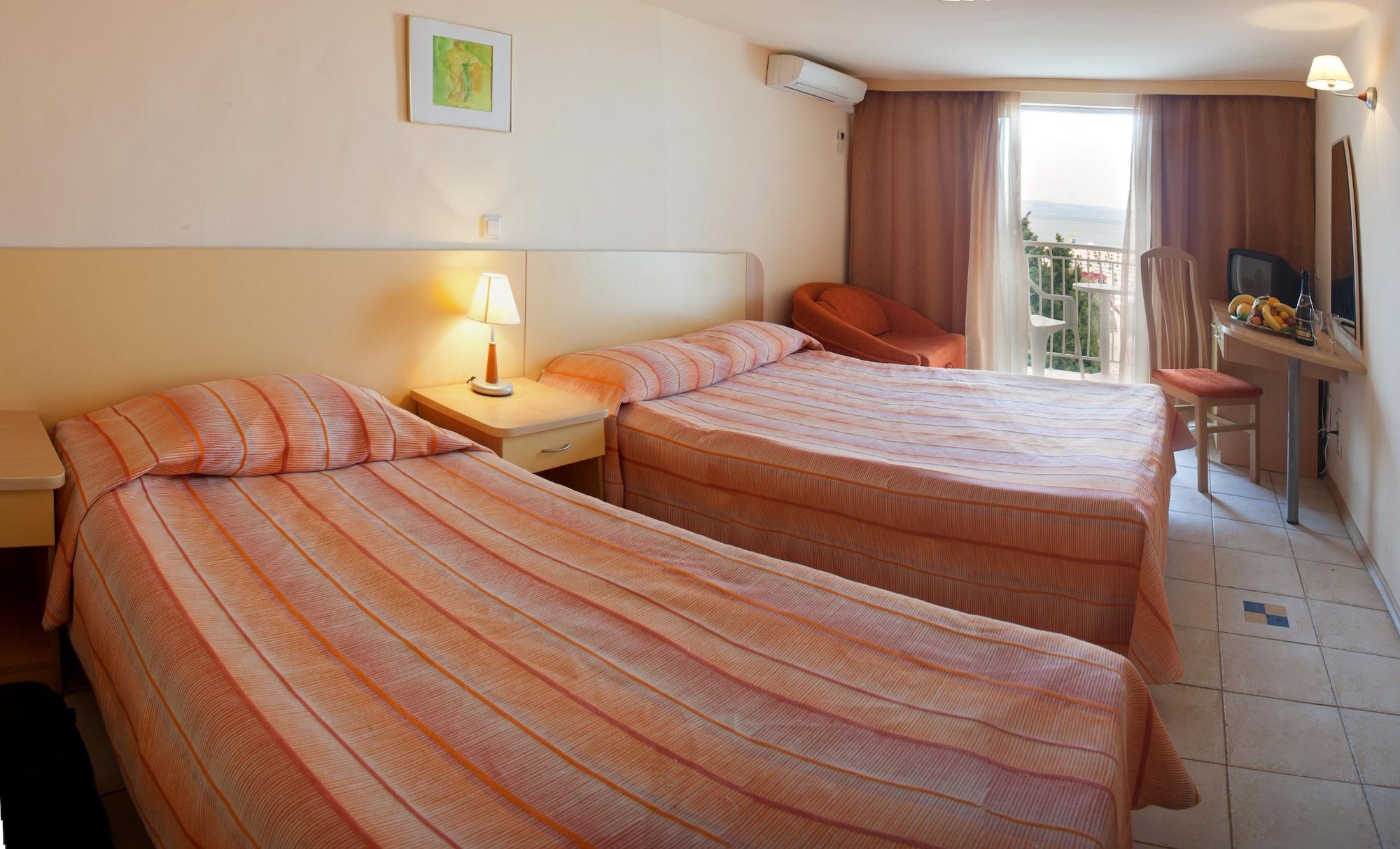 Kaliopa Hotel Albena Esterno foto