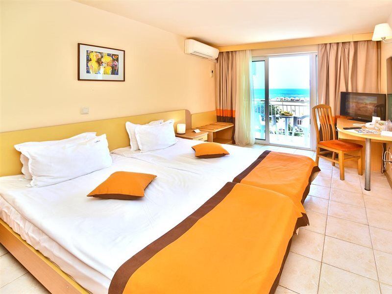 Kaliopa Hotel Albena Esterno foto